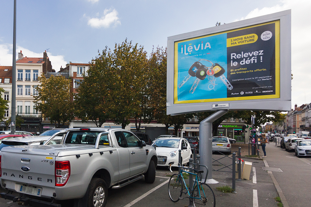 Ilévia invite les automobilistes à privilégier les transports en commun !